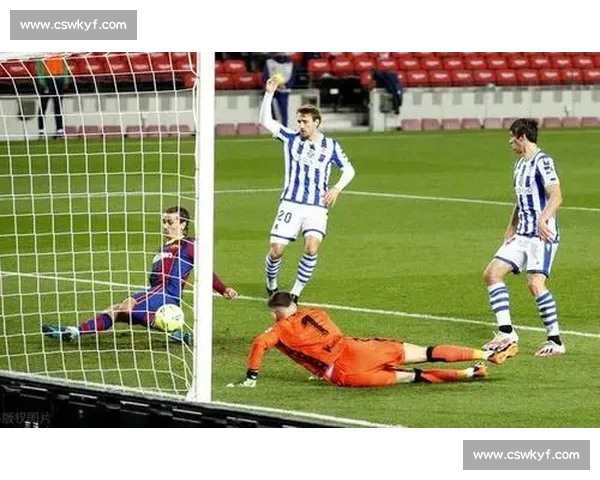 佩德里弧顶写意晃过 + 兜射破门：诺坎普沸腾的 9.8 秒